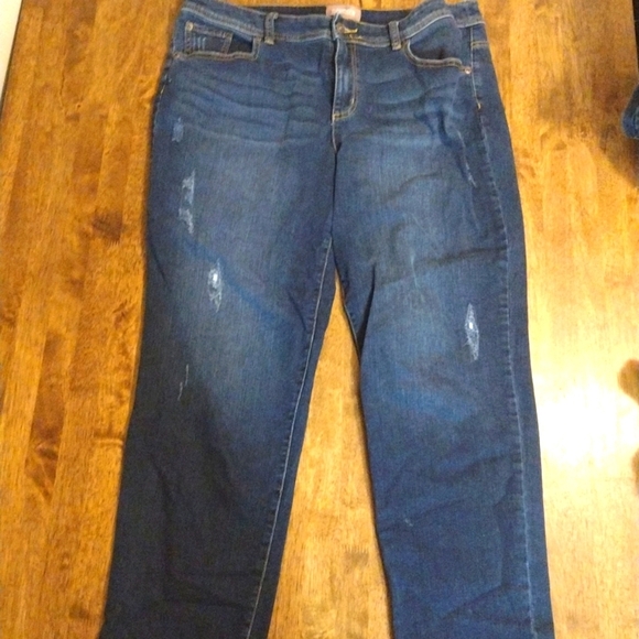 Chico's Dark Wash Distressed Ankle Jeans 2/34 - Picture 1 of 6